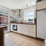 Spacious With Sea Glimpse Walking Distance To Lyngsbaek Nyaraló